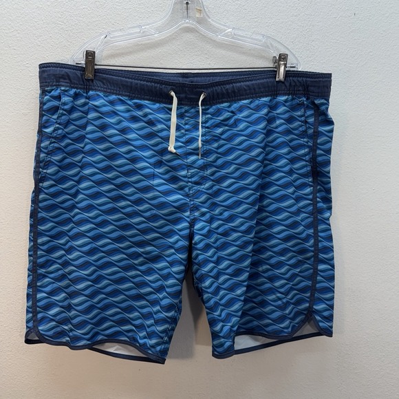Fair Harbor Other - Fair Harbor Swim Trunks Mens XL Blue Lined AOP Wave Board Shorts